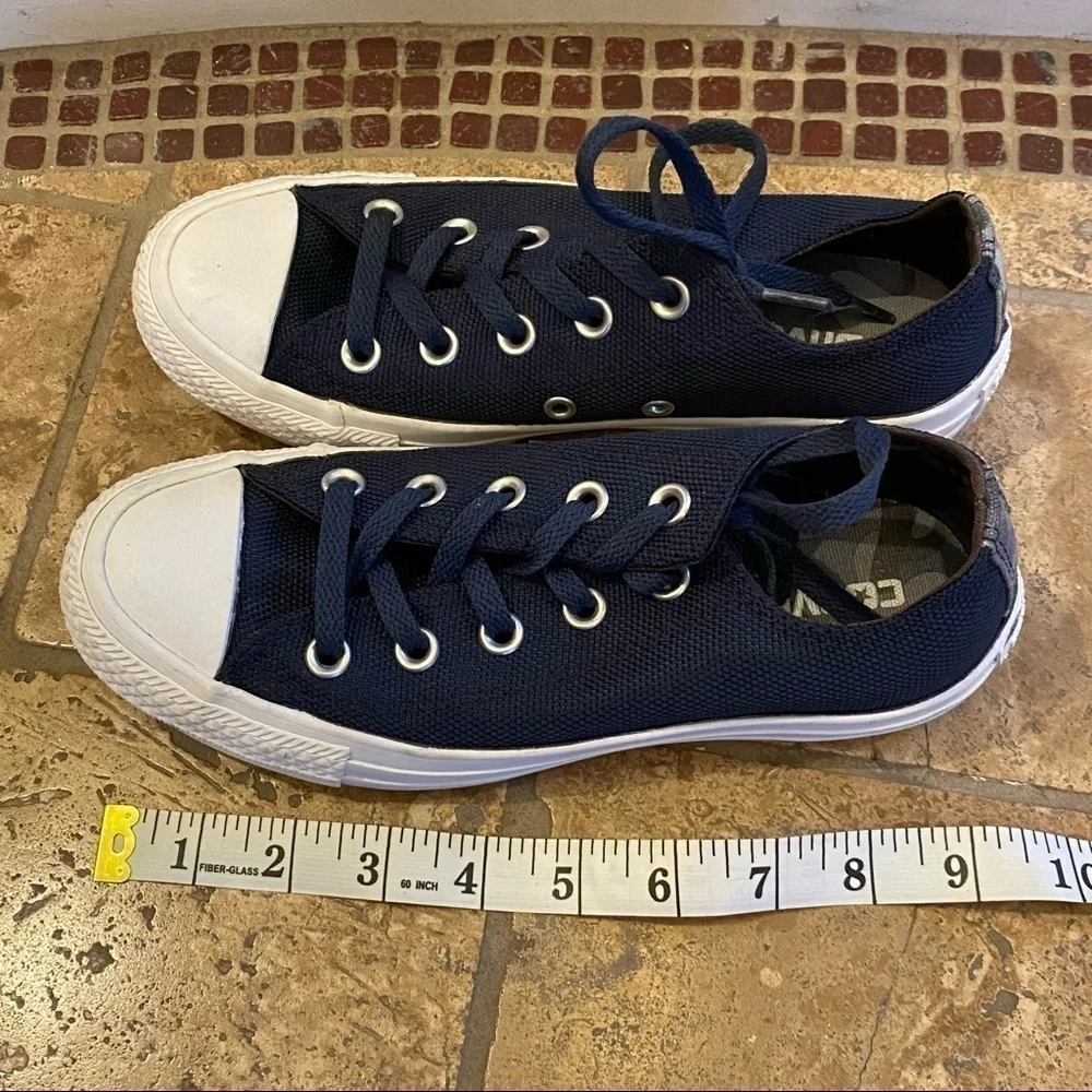 CONVERSE Navy Shoes Size 5